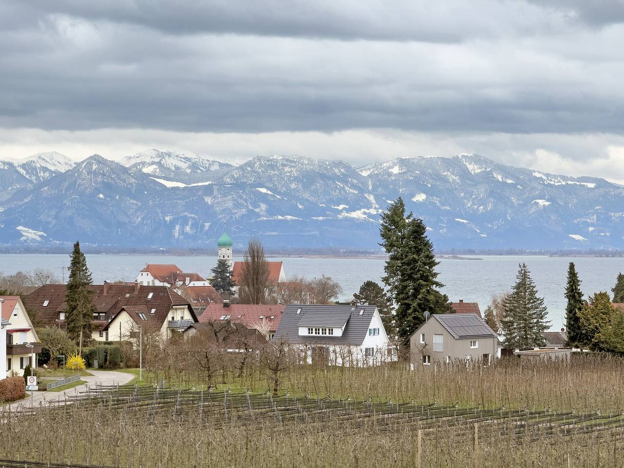 Ganze Wohnung, Ferienwohnung 3 Marschall" mit Gemeinschaftsgarten, Balkon und Wlan in Wasserburg (Bodensee), Bayerisch Schwaben