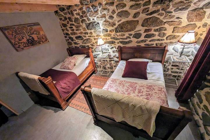 Gîte pour 4 personnes, avec jardin et terrasse à Les Vastres - 3