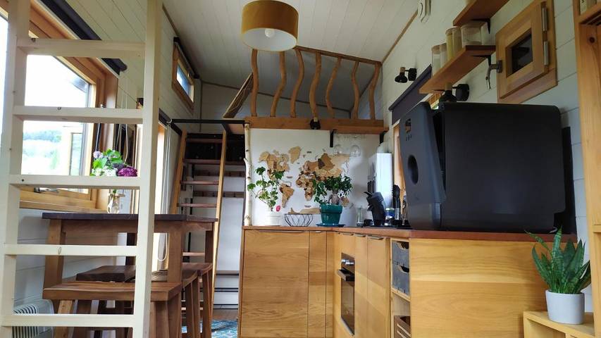 Camping pour 4 personnes, avec piscine ainsi que vue et jardin, animaux acceptés dans la Loire - 2