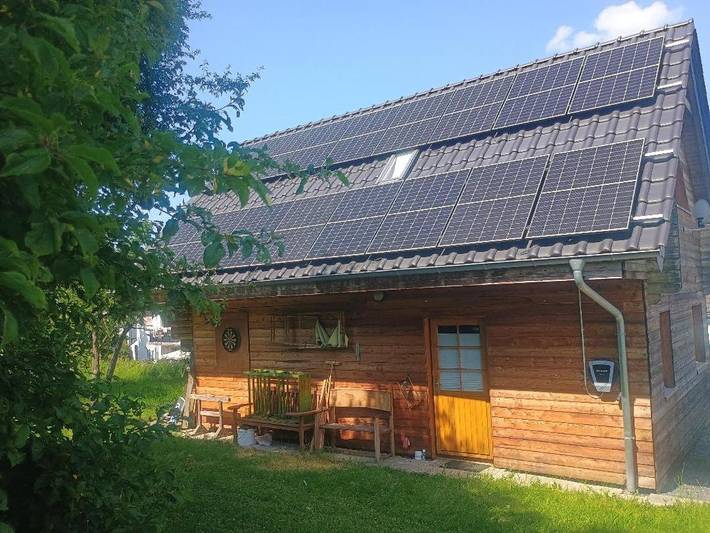 Ferienwohnung für 4 Personen, mit Balkon und Terrasse sowie Garten und Sauna