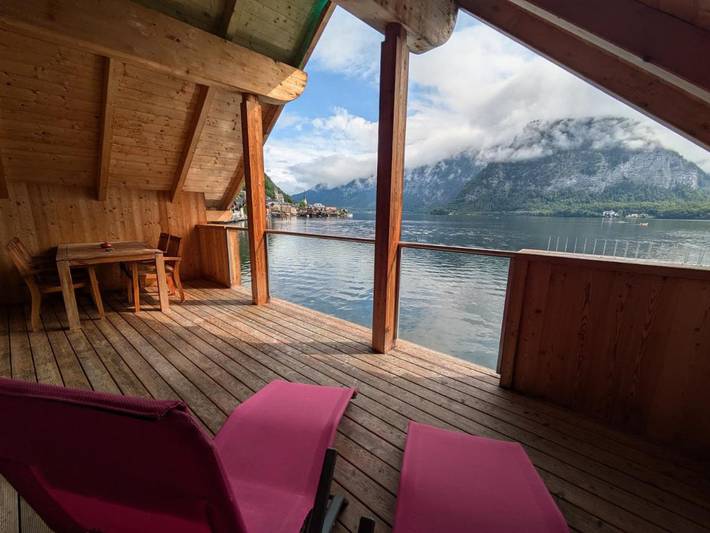 Ferienwohnung für 4 Personen, mit Balkon und Terrasse sowie Seeblick und Ausblick in Hallstatt