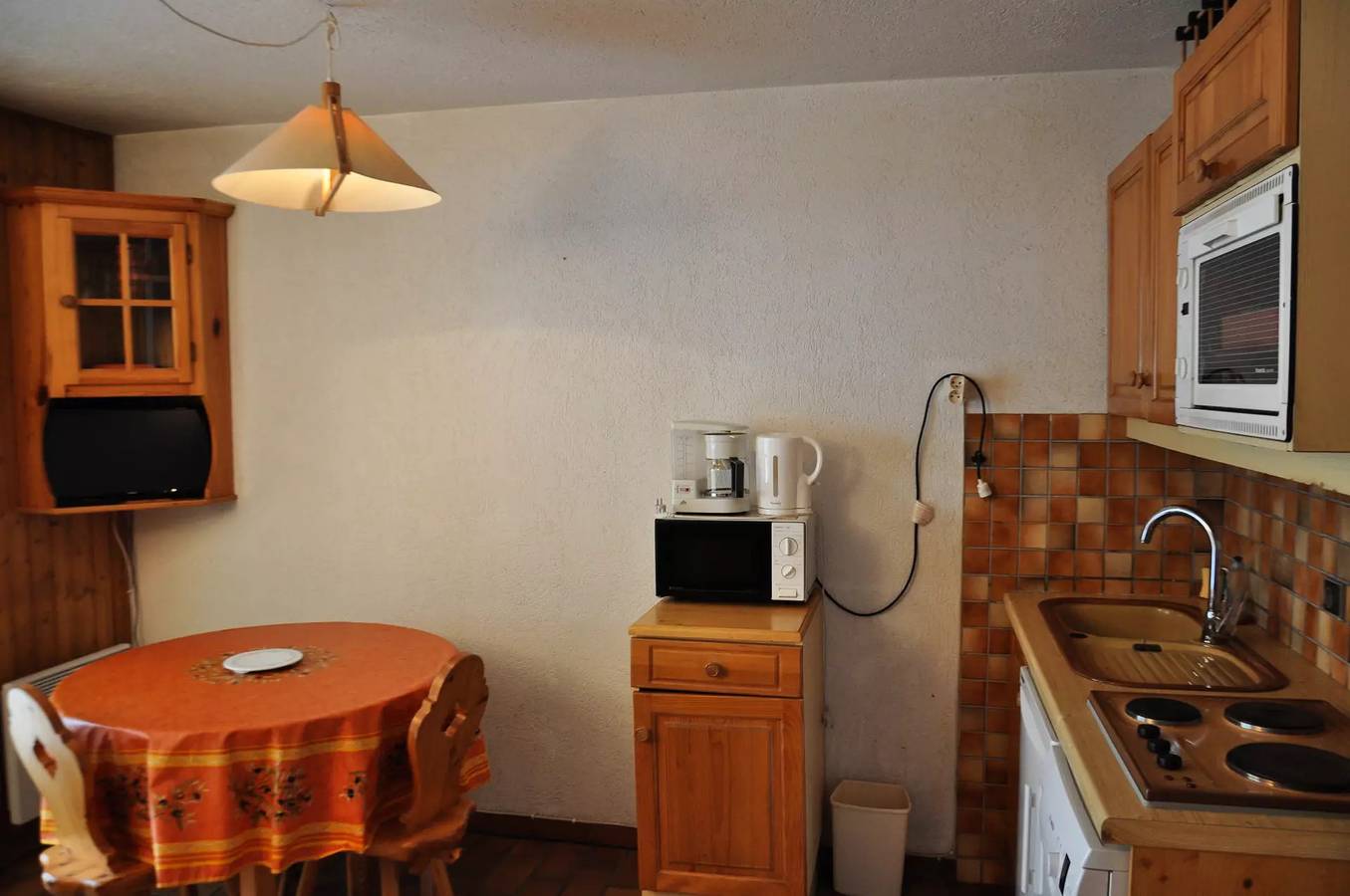 Entire apartment, 2 Rooms for 5 Persons in Châtel, Les Portes du Soleil