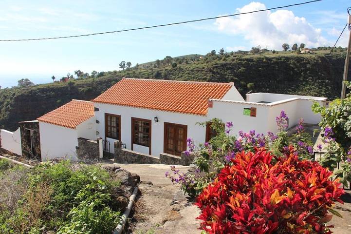 Apartamento para 3 personas, con jardín en Santa Cruz de La Palma