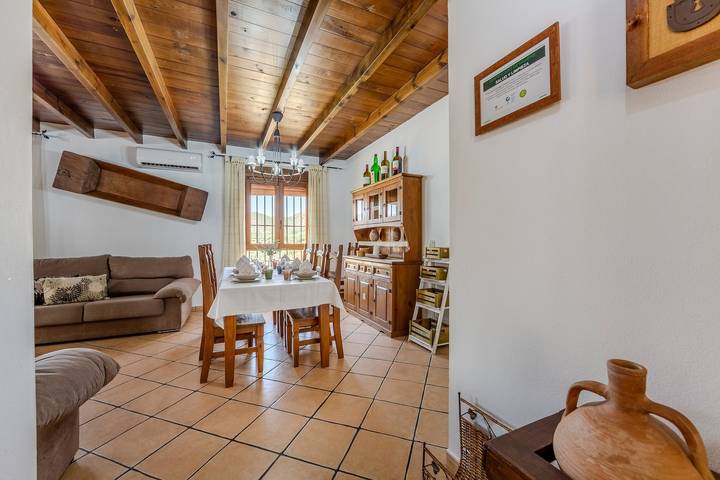 Landhus for 12 personer med have in Vélez-Rubio, Almería Provins
