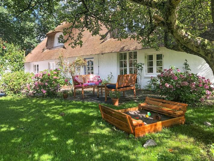 Ferienhaus für 6 Personen, mit Terrasse und Garten in Schülp