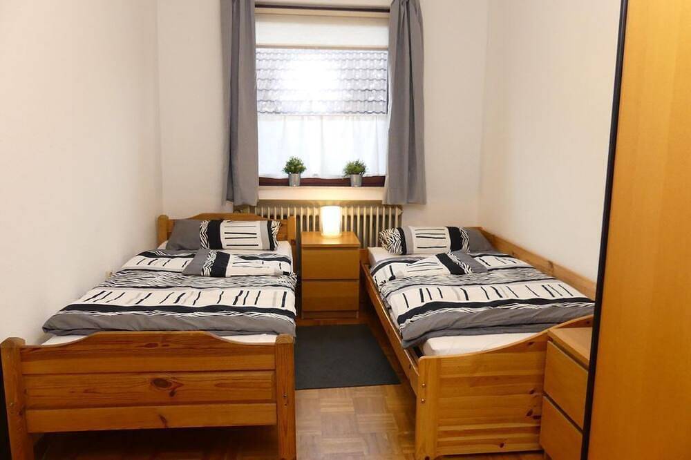 Ganze Wohnung, Ferienhaus Strandlust - Ferienwohnung Meisterwohnung in Eckwarden, Butjadingen