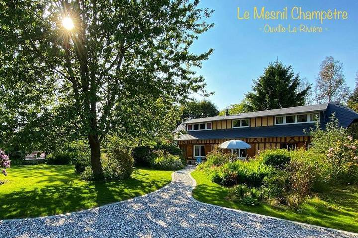 Location de vacances pour 6 personnes, avec jardin à Ouville-la-Rivière