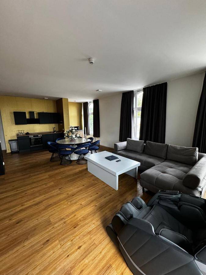 Ferienwohnung für 2 Personen, mit Ausblick in Hamburger DOM