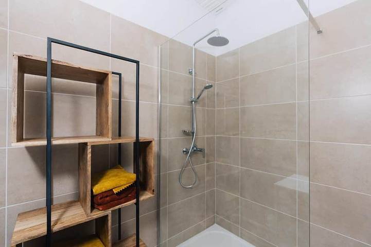 Location de vacances pour 16 personnes, avec jardin et piscine à Les Salles-du-Gardon - 3