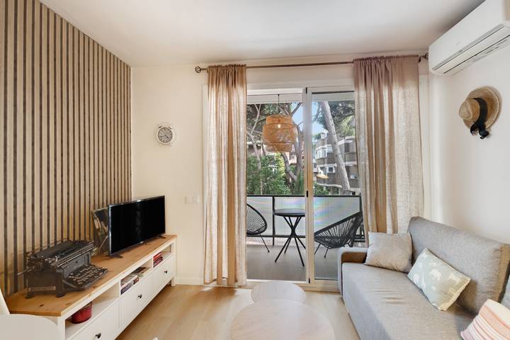 Apartamento para 4 personas, con Balcón y Jardín en Costa del Garraf