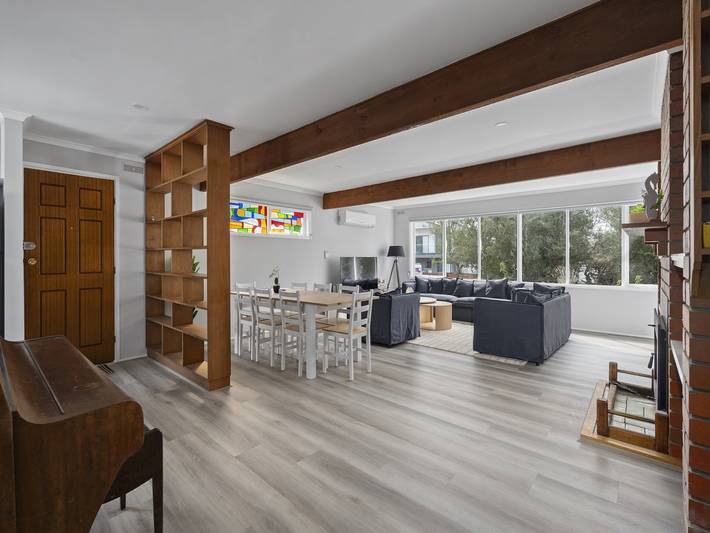 Ganze Wohnung, Familienrefugium mit Kamin und Gartenblick in Rosebud, Mornington Peninsula