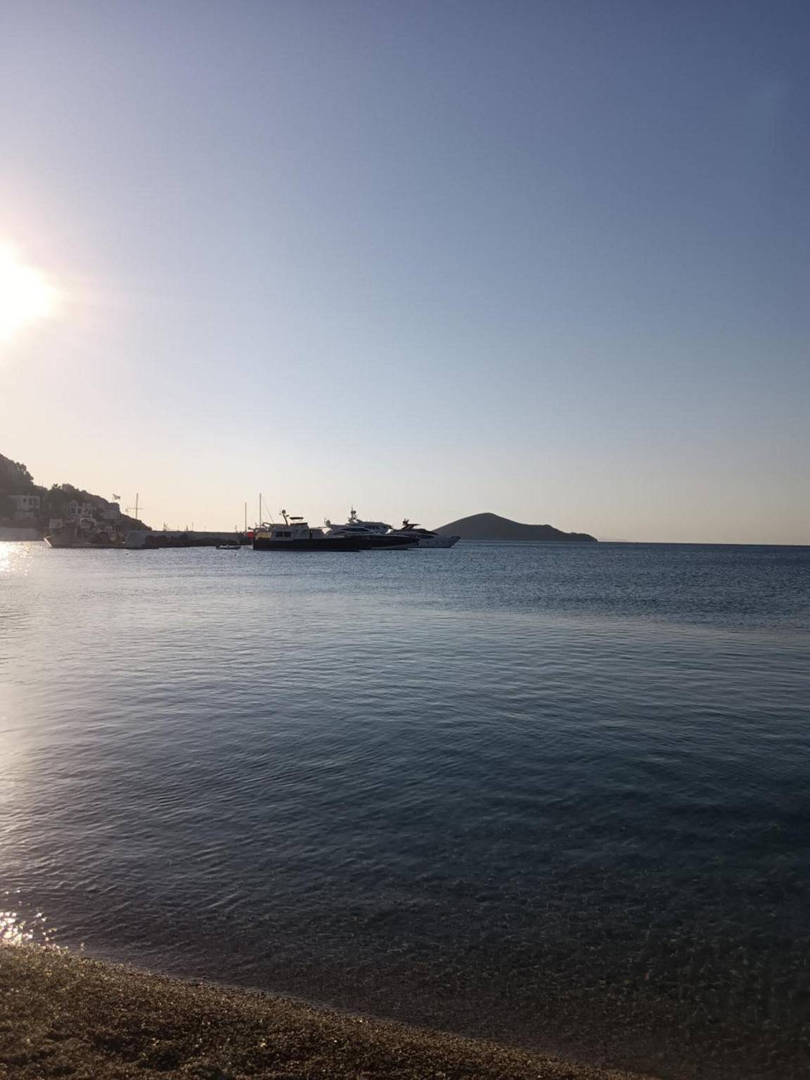 Ganze Wohnung, Apartment 'One Bedroom' mit Bergblick, Wlan und Klimaanlage in Agia Marina (Dodekanes), Leros