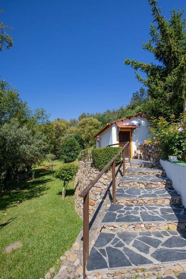 Casa de férias para 3 pessoas, com jacuzzi e jardim em Lousã