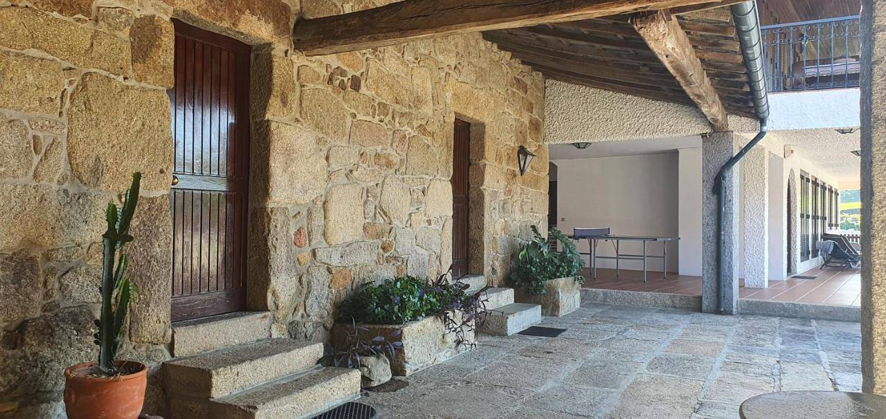Seven-Bedroom House in Rendufe, Distrito de Braga