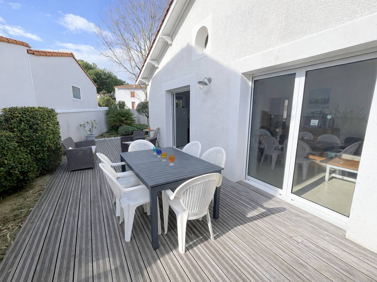 Renovated Comfortable House in Town Center, Close to Beach in La Tranche-sur-Mer, Vendée