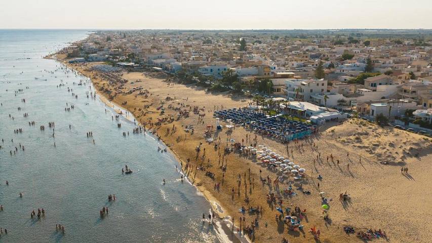 Gîte pour 4 personnes, avec vue et terrasse, adapté aux familles à Tre Fontane