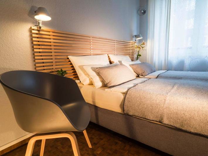 Hotel für 2 Personen, mit Ausblick in Hamburger DOM