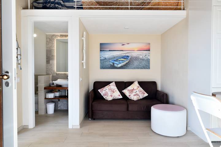 Casa vacanze "Marina Holiday" con vista mare, 2 terrazze private e Wi-Fi in Torre di Bari, Bari Sardo