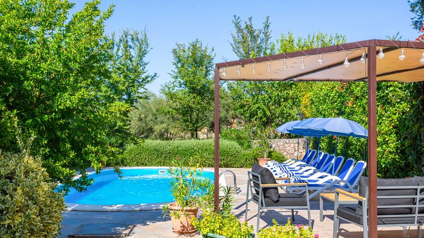 Villa Anni with pool island Krk by Villas Guide in Malinska-Dubašnica, Krk