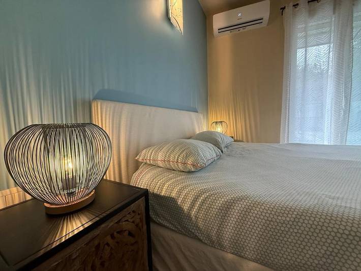 Apartamento de vacaciones para 9 personas, con piscina además de jardín y jacuzzi - 1