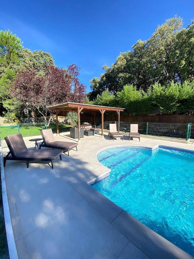 Maison de vacances pour 10 personnes, avec piscine ainsi que vue et jardin - 1