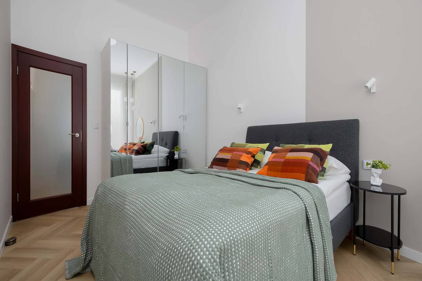 Ganze Wohnung, Family Apartment with Desk | Close to the Old Town in Warschau Stadtmitte, Warschau