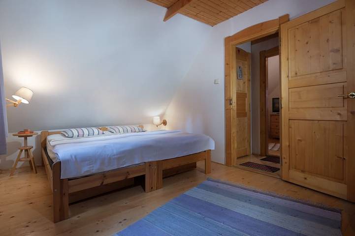 Traditional cozy cottage in Tatras w/firepit, super close to great hiking trails in Low Tatras