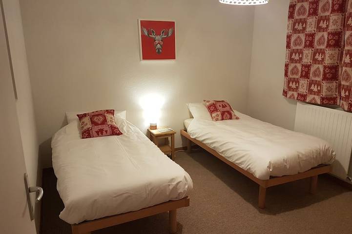 Entire apartment, Modern 3 bed apartment. 3 min walk from ski lifts and trail walks - I&D 2stars in La Chapelle-d'Abondance, Les Portes du Soleil