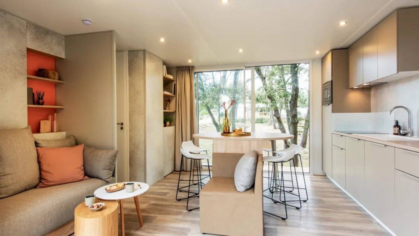 Zecamping 5 étoiles espace aquatique locatif Tv Lv clim 43m2 in Le Muy, Middellandse Zeekust (Frankrijk)