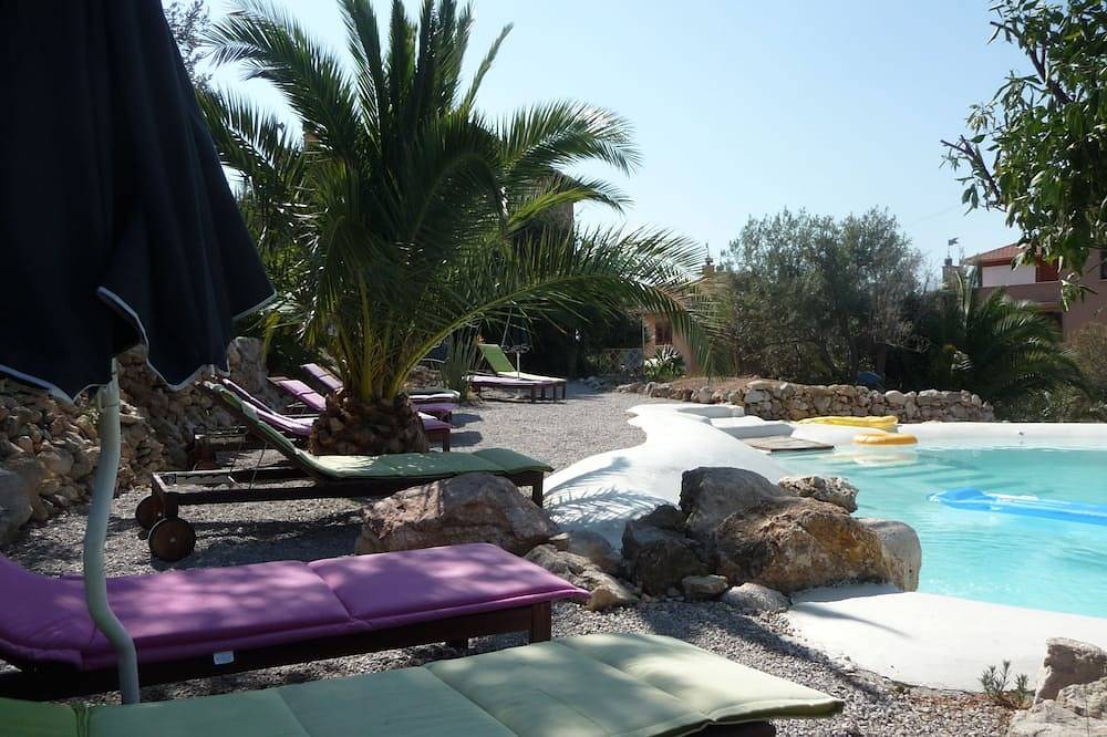 Romantica villa-famiglie: in vacanza tutto l'anno tra arte, natura e mare in Santa Flavia, Provincia di Palermo