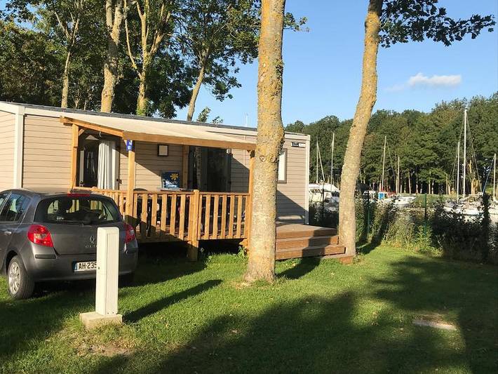 Flower Camping Le Haut Dick - Mobilheim 4 personen - Premium 34m² - (4pers) 2 Zimmer + 2 Bäder + Lv + Tv + Barbecue + Terrasse in Carentan les Marais, Saint-Lô und Umgebung