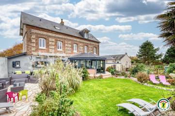 Gîte pour 6 personnes, avec jardin et terrasse dans Életot