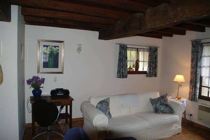 Gîte chaleureux et confortable dans un endroit calme à proximité des commodités. in Jû-Belloc, Gers