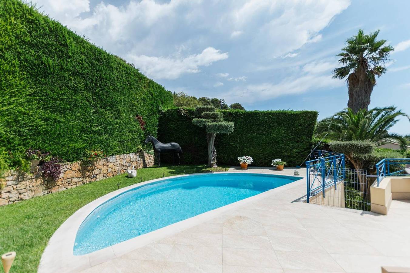 Ganze Ferienwohnung, Magnificent villa in Mougins with sea views in Mougins, Cannes und Umgebung