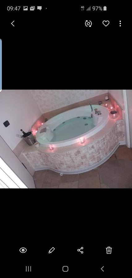 Chambre d’hôte pour 2 personnes, avec jacuzzi ainsi que jardin et piscine, adapté aux familles à Catane - 3