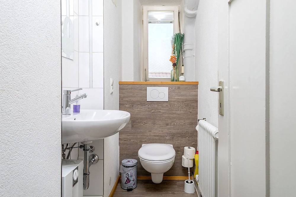 Ganze Wohnung, Apartment Mittelstation 5 Buxacher Straße 23 mit Motorradvermietung in Memmingen, Bayerisch Schwaben
