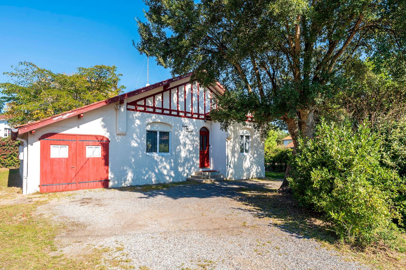 Maison de Vacances 'Cozy Landes' avec Terrasse Privée, Jardin Privé et Wi-Fi in Lac d'Hossegor, Hossegor