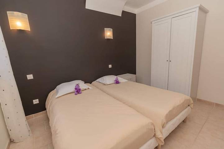 Gîte pour 5 personnes, avec jardin et piscine à Sault - 4