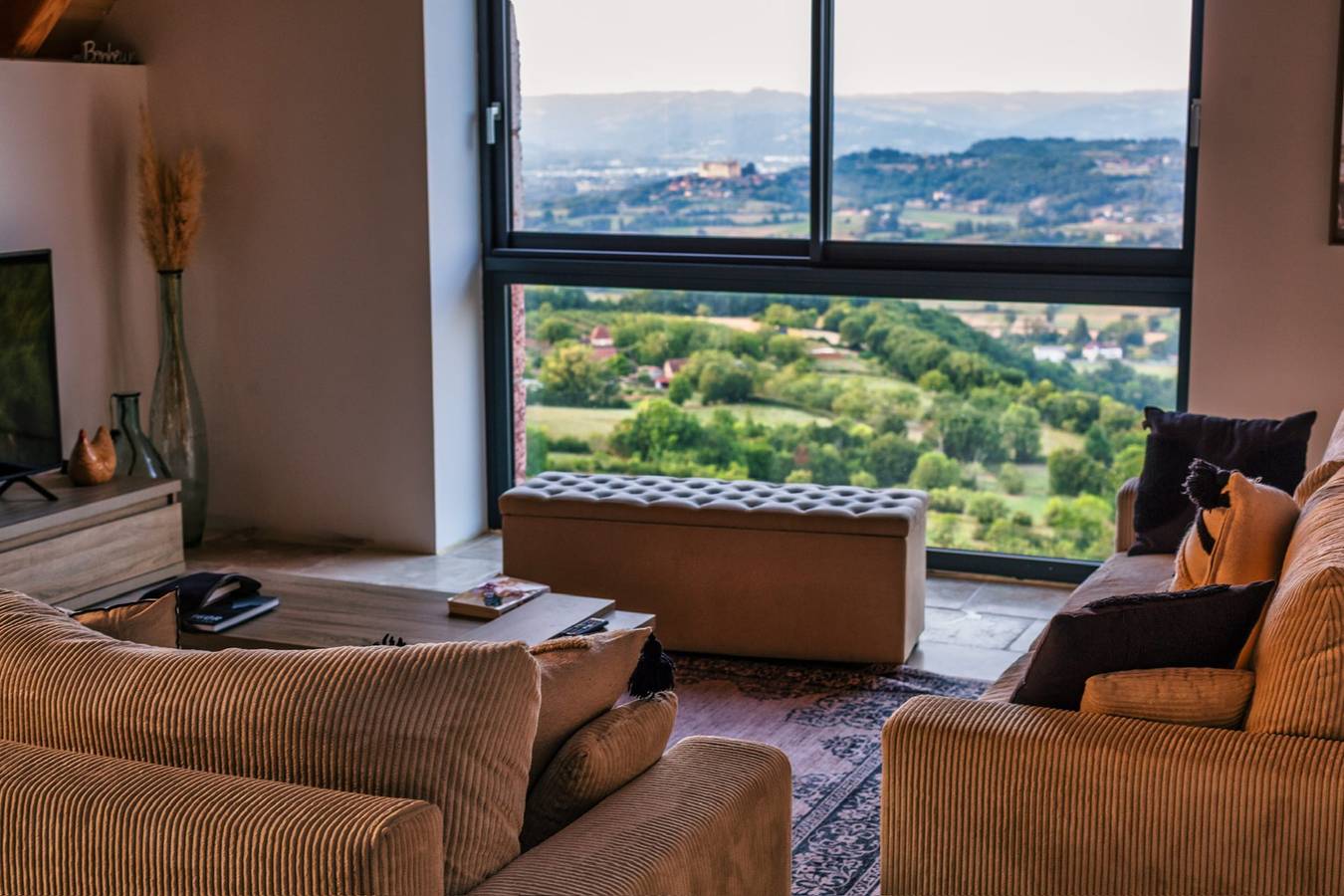 La Marilène Grange avec vue exceptionnelle in Loubressac, Massif Central