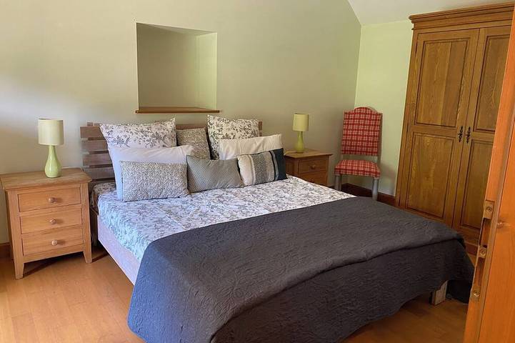 Gîte pour 5 personnes, avec jacuzzi ainsi que jardin et piscine à Berbiguières - 2