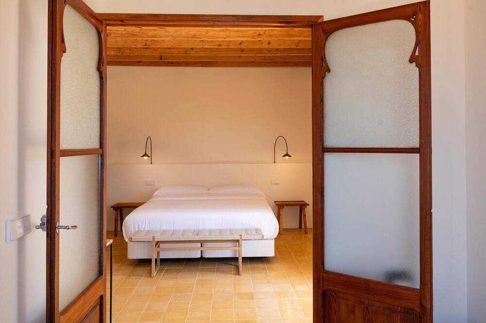 S' Hort de ca'n salvà in Santa Maria del Cami, Majorca Center