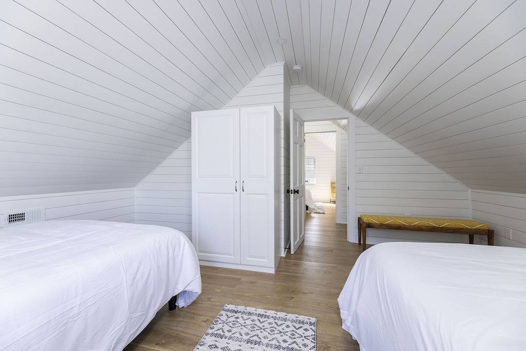 Dt Mystic Renovated 3Br Mystic Cape house in Mystic, Connecticut