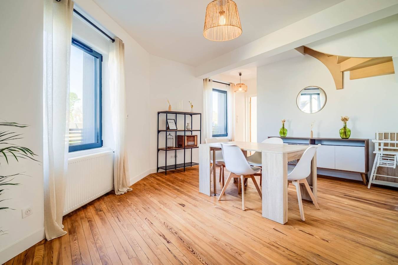 Ganze Wohnung, Charme & lumière : duplex au bourg de Gestel in Gestel, Côte des Mégalithes