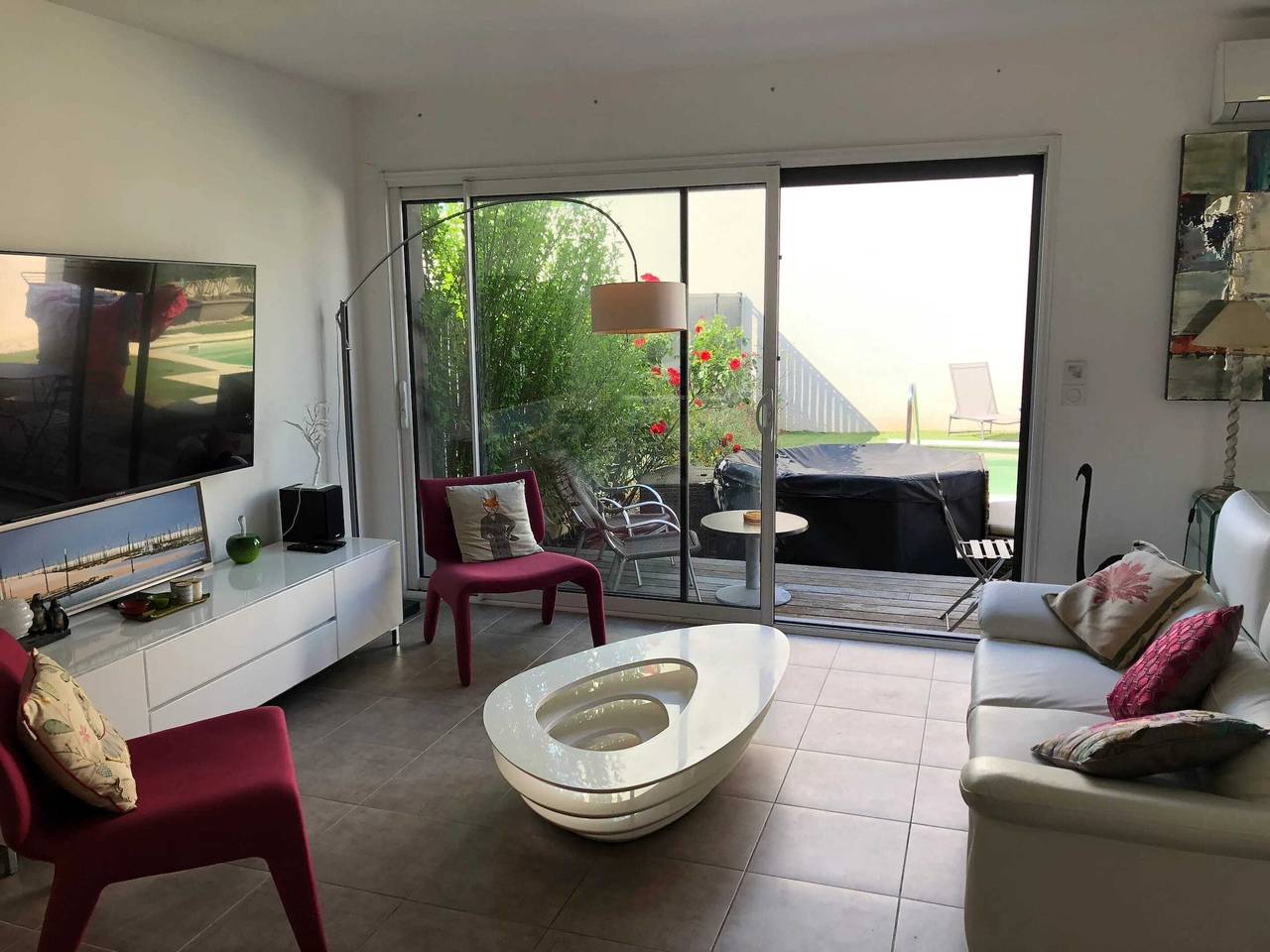 Casa familiar con piscina en Juvignac, 90 m², 6 pers. in Juvignac, Côte d'Améthyste