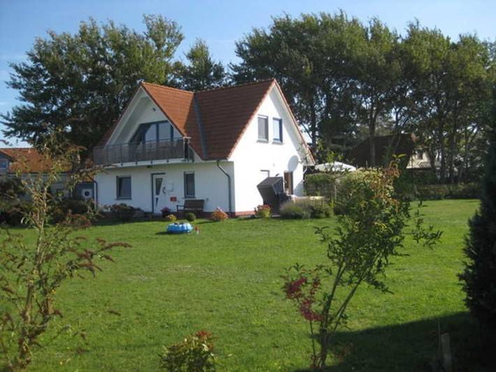 Ferienhaus für 6 Personen, mit Balkon und Terrasse sowie Garten und Sauna in Fuhlendorf