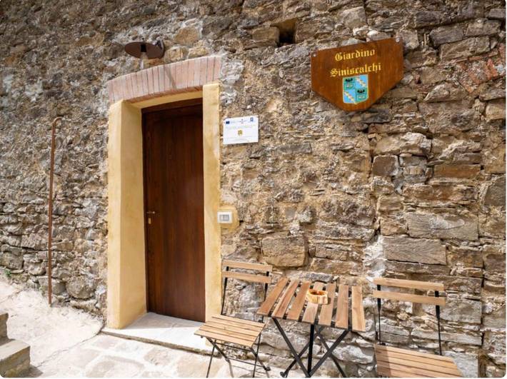 Appartamento intero, Giardino Siniscalchi - Appartamento 1 con wi-fi e aria condizionata in Torchiara, Cilento