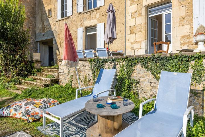 Gîte pour 10 personnes, avec Jardin