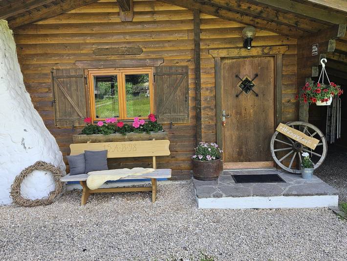 Ferienhaus für 3 Personen, mit Terrasse und Garten in Kössen - 2