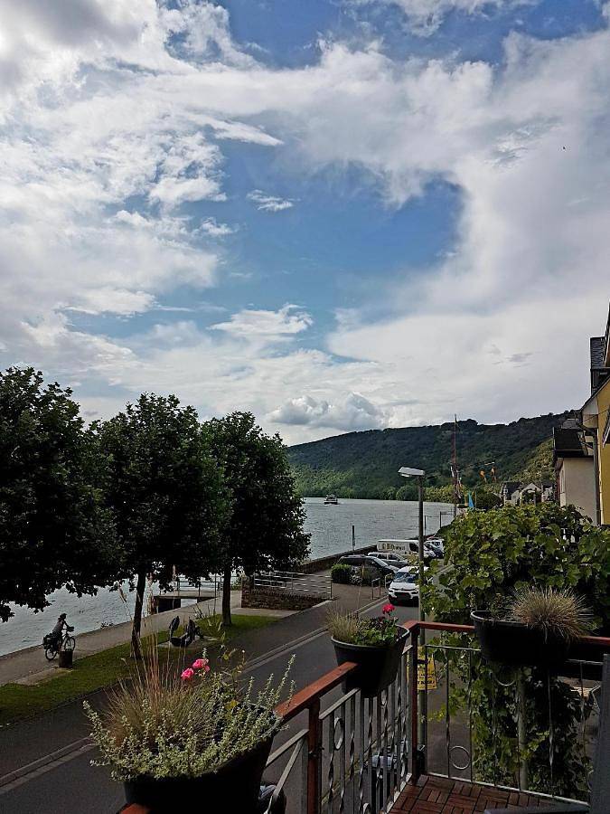 Ferienwohnung für 5 Personen, mit Terrasse und Ausblick in Kamp-Bornhofen - 2
