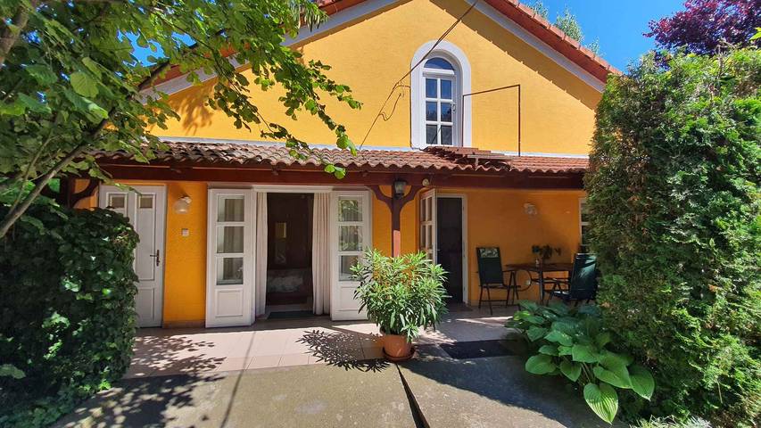Ferienhaus für 4 Personen, mit Garten in Siofok